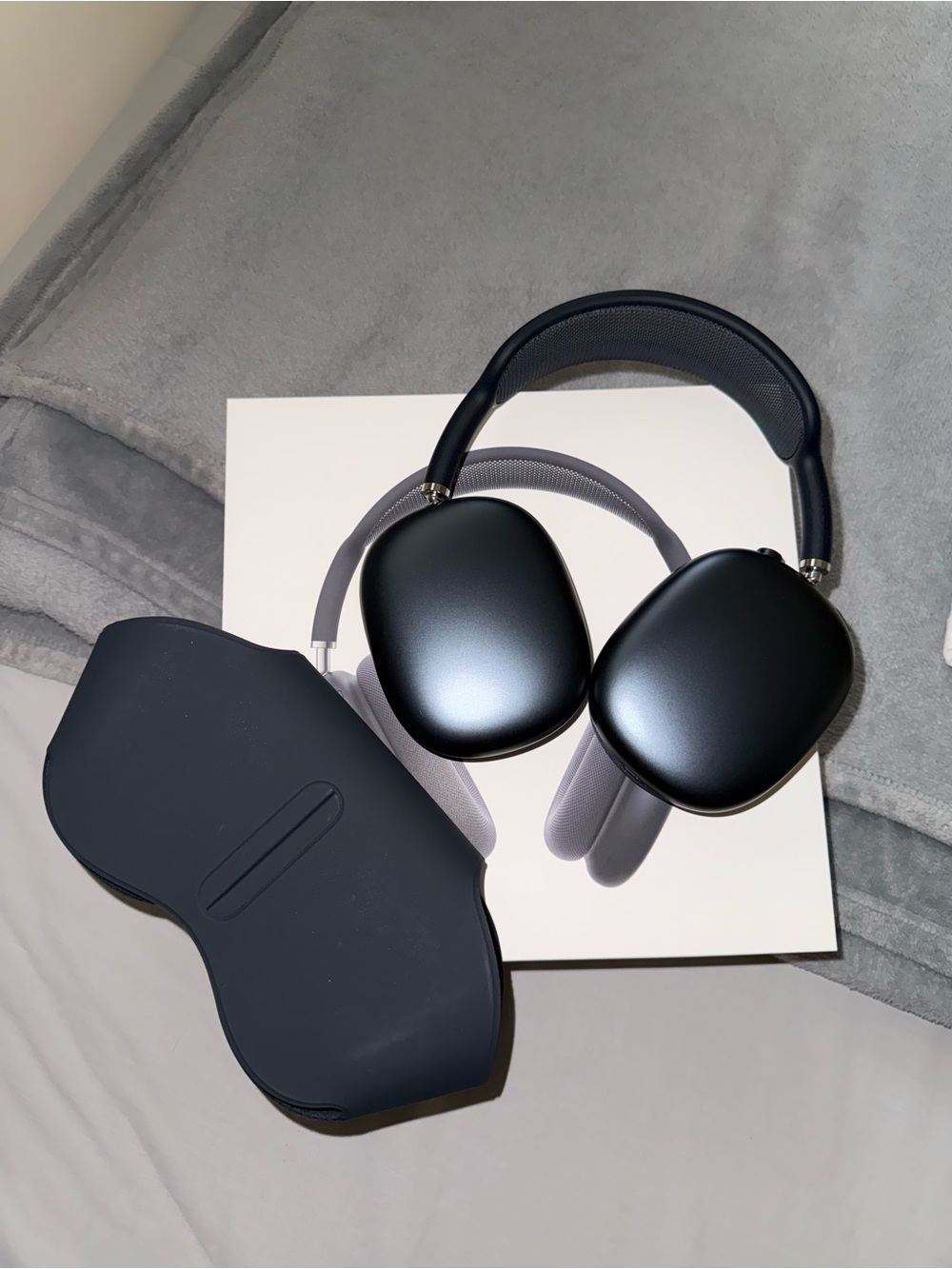 Airpods Max 1st generation Midnight